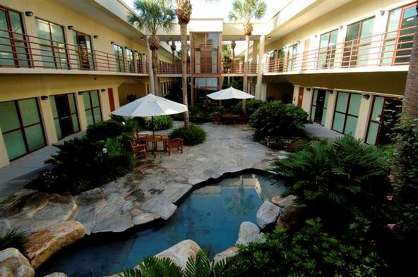 Live Oak Office Center: 2201 Cantu Court, Sarasota, FL 34232